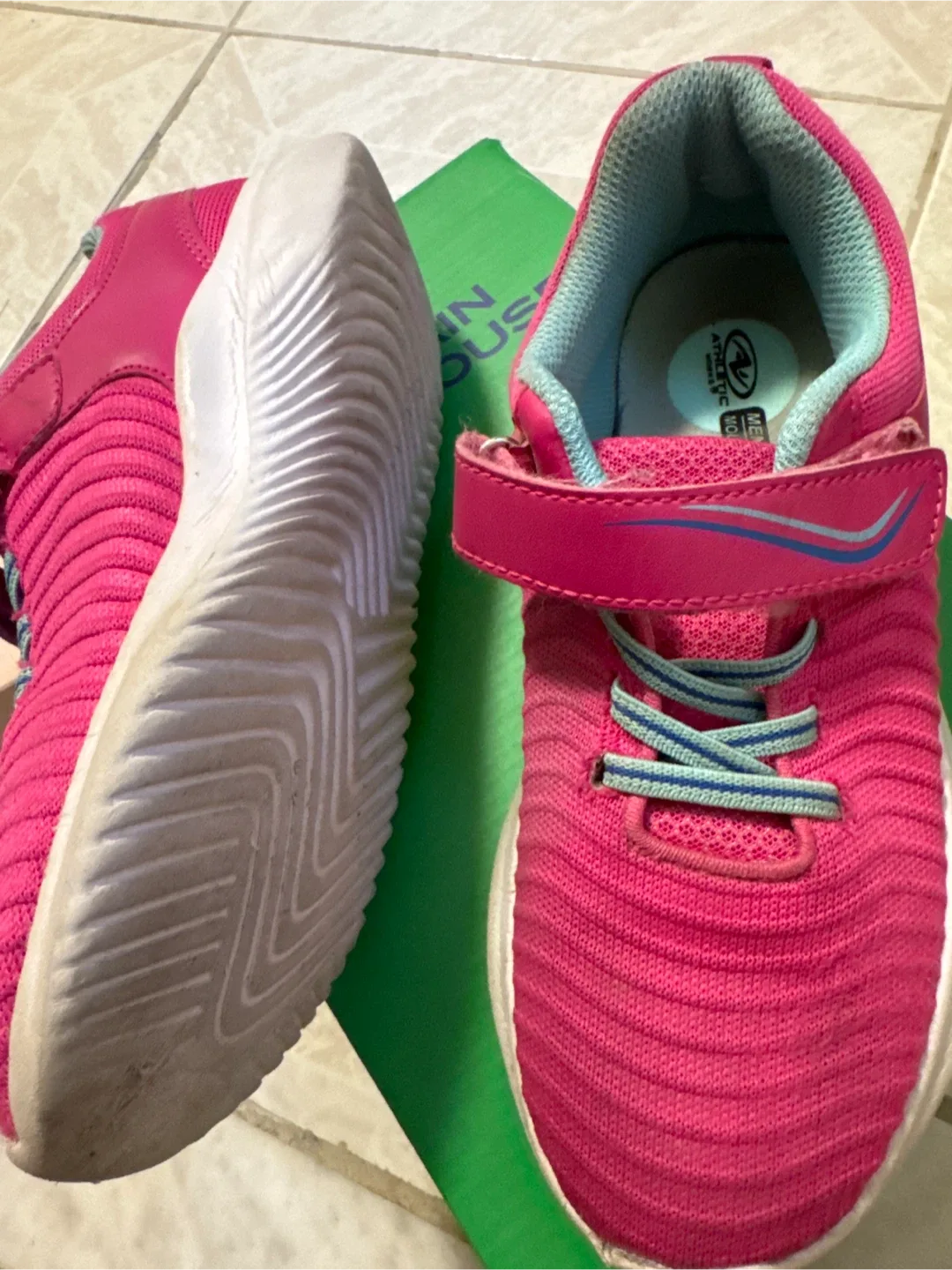 Athletic Works Pink Sneakers - Size 3 image indicator(2)