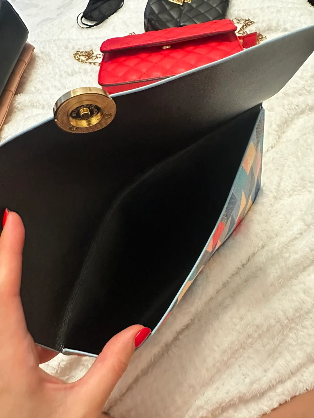 Geometric Pattern Clutch image indicator(3)