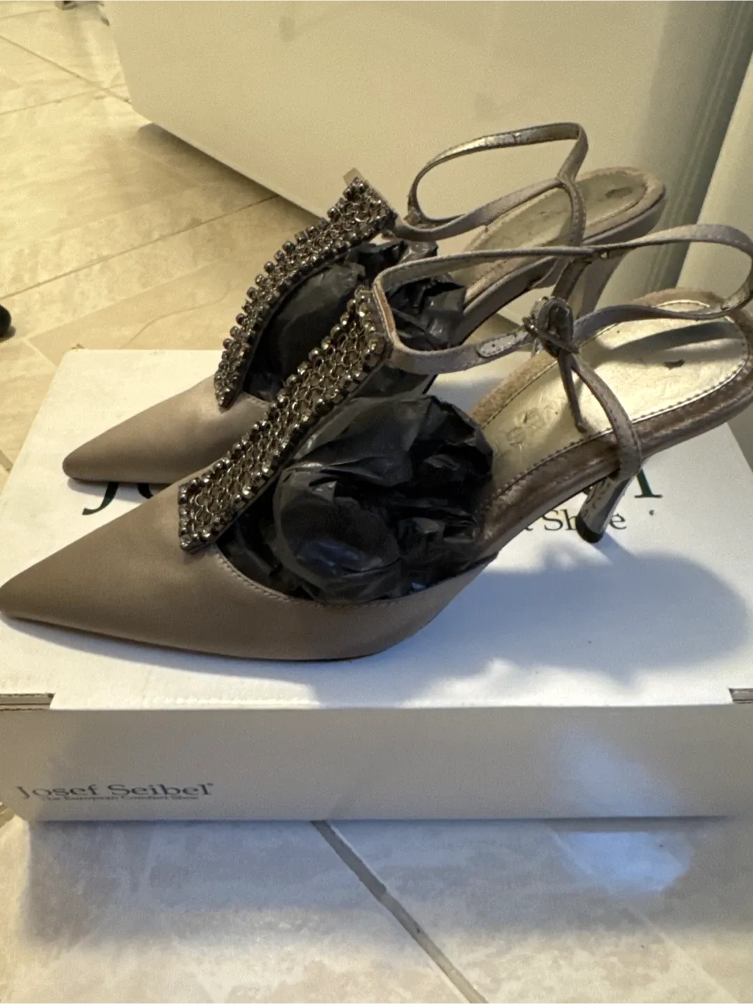 Nine West size 6 thumbnail