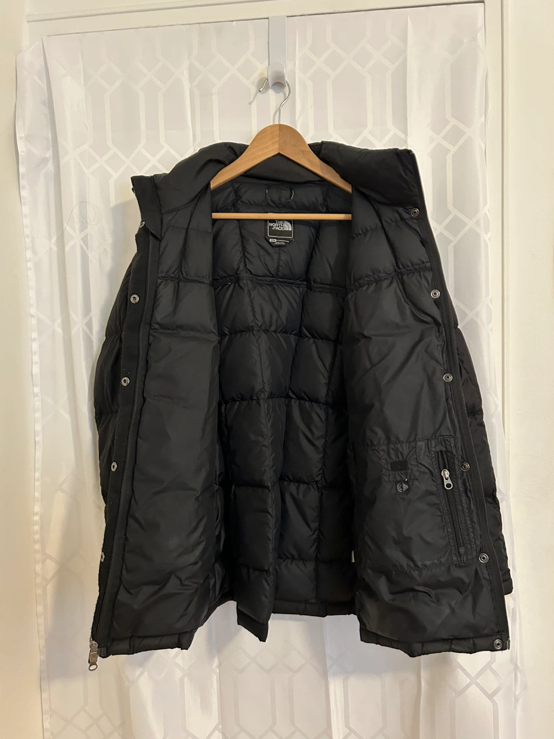 The North Face Women's Puffer Jacket - Black, M - photo 4