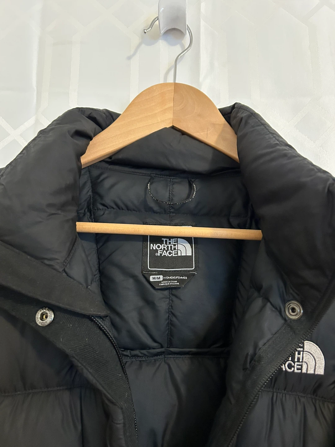 The North Face Women's Puffer Jacket - Black, M - photo 3