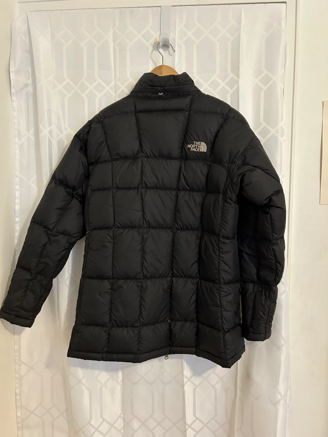 The North Face Women's Puffer Jacket - Black, M - photo 2