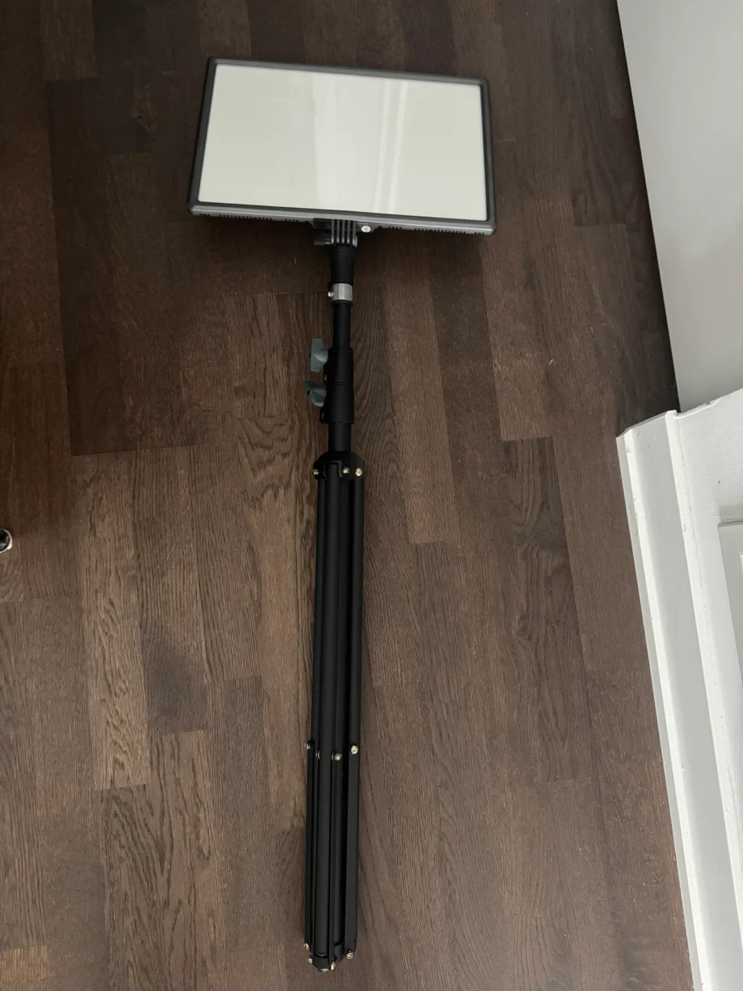 Photography LED Panel Light with Tripod Stand image indicator(5)