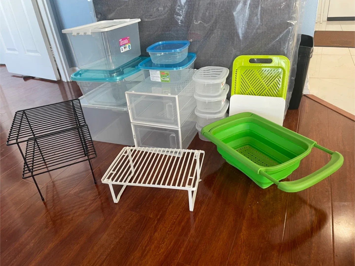Storage Containers and Kitchen Organizers thumbnail