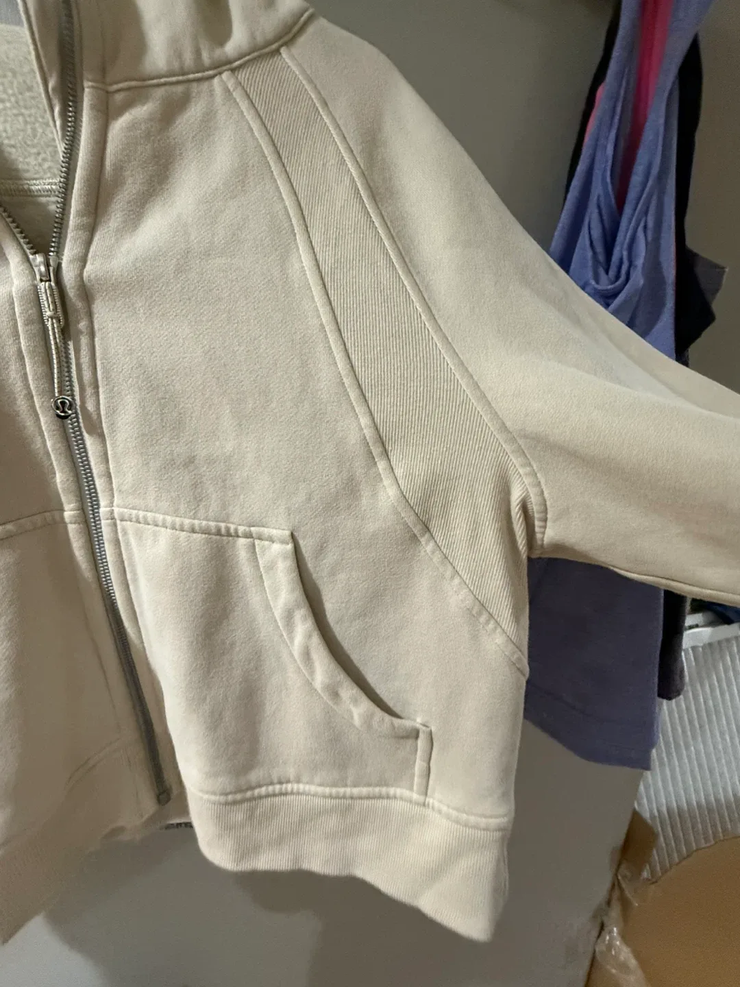 Lululemon Scuba Oversized Full Zip Hoodie - Cream image indicator(2)