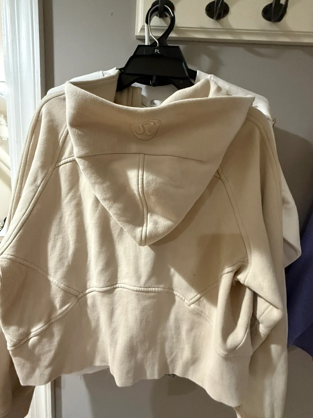 Lululemon Scuba Oversized Full Zip Hoodie - Cream image indicator(4)