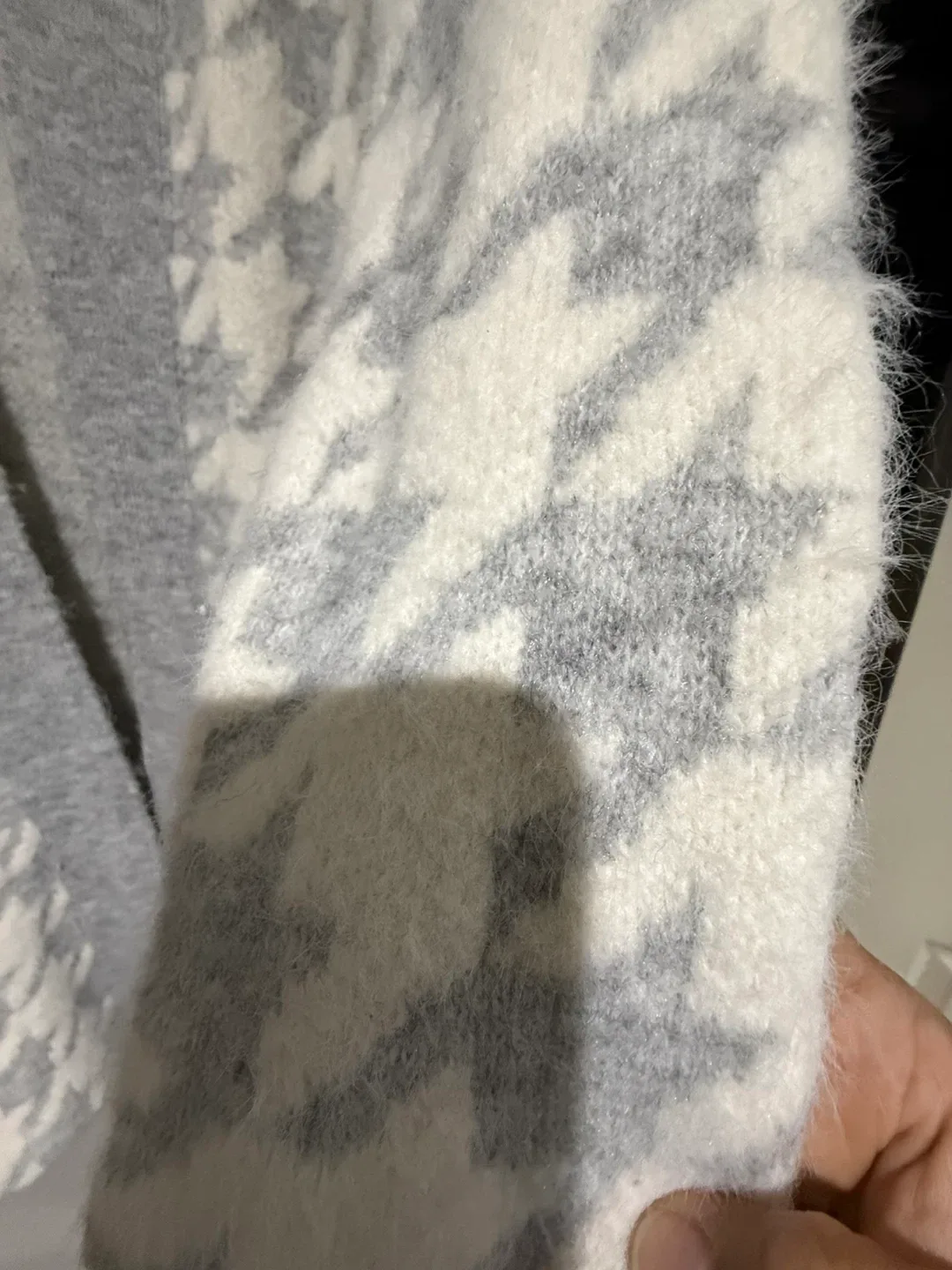 Ann Taylor XS Gray Houndstooth Cardigan image indicator(3)