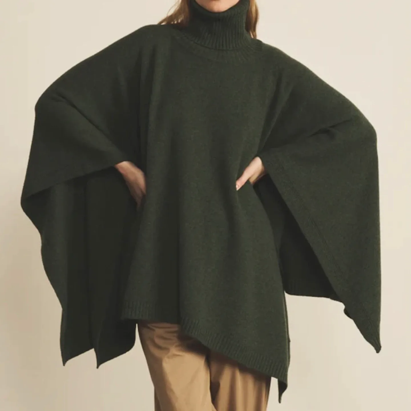 Linnea Lund 100% Cashmere Angela Poncho thumbnail
