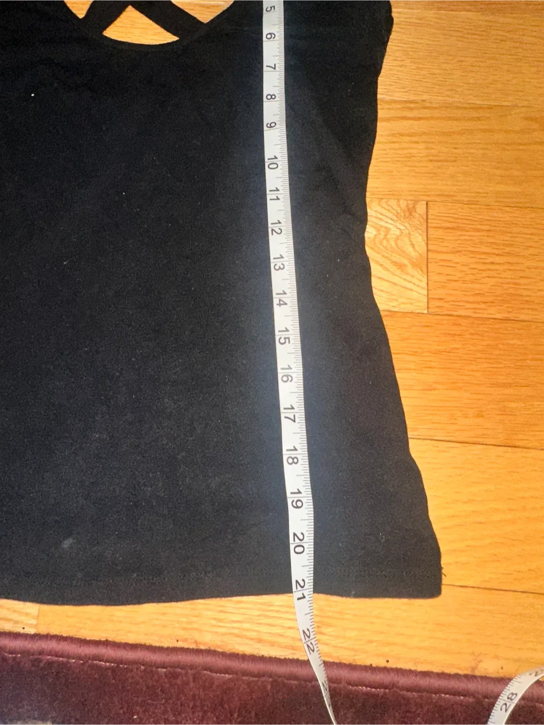 Black Criss-Cross Back Top - Size m image indicator(4)