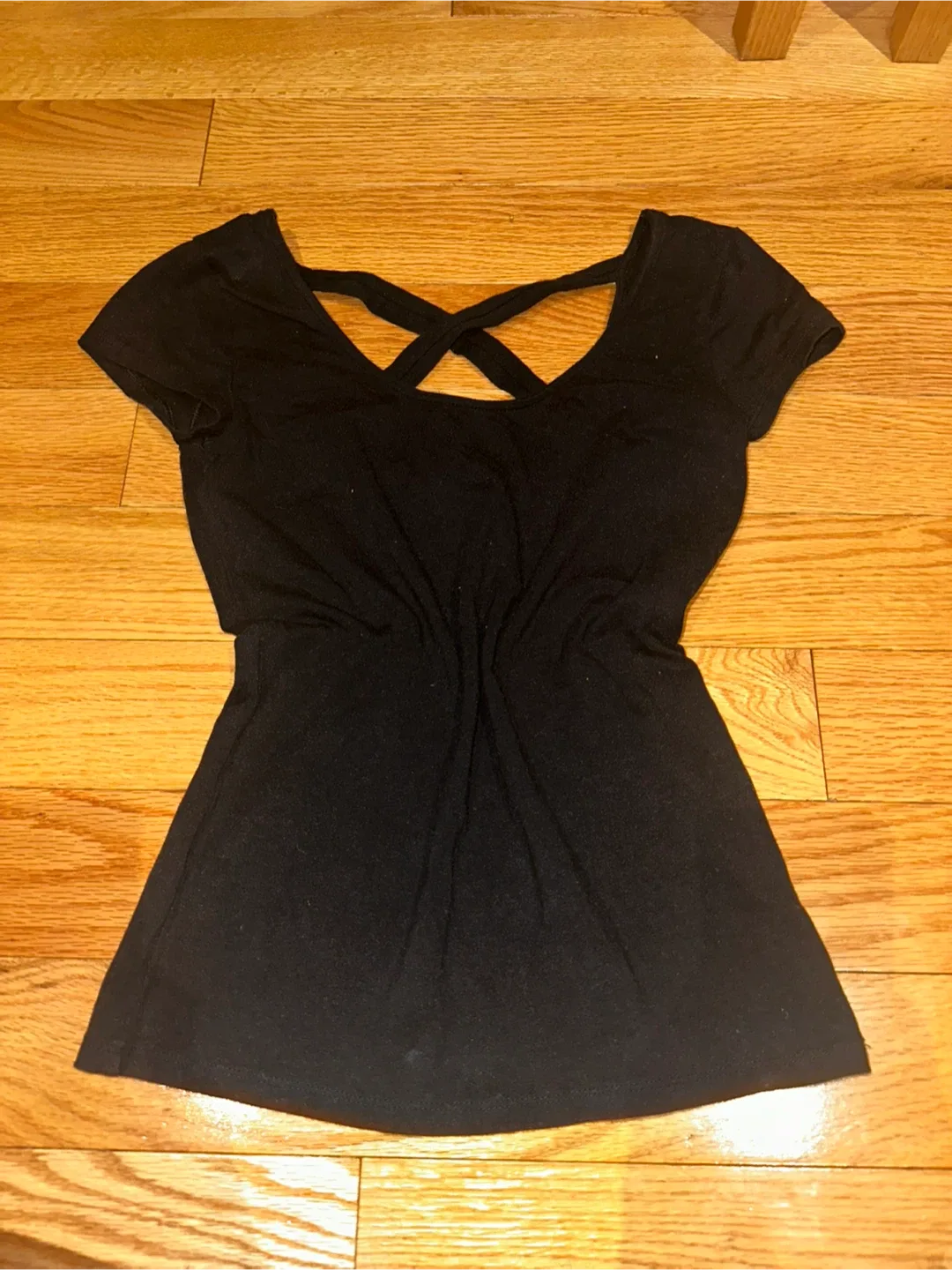Black Criss-Cross Back Top - Size m thumbnail