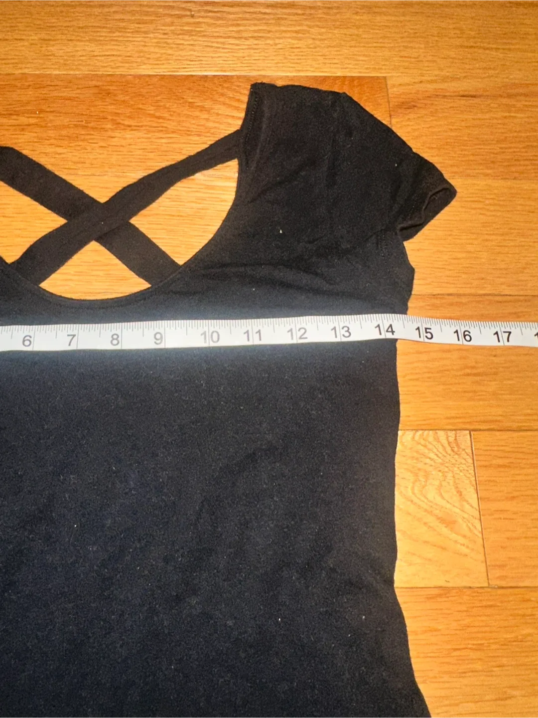 Black Criss-Cross Back Top - Size m image indicator(3)