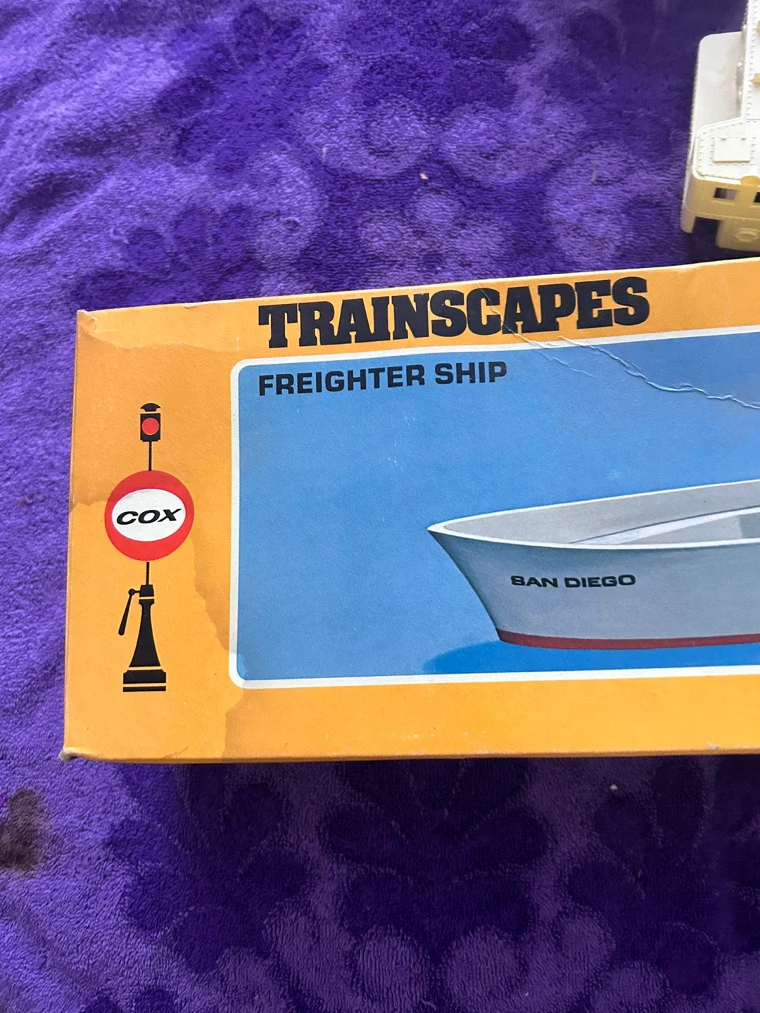 Vintage 1974 Toys COX Trainscapes Freighter Ship HO Scale image indicator(3)