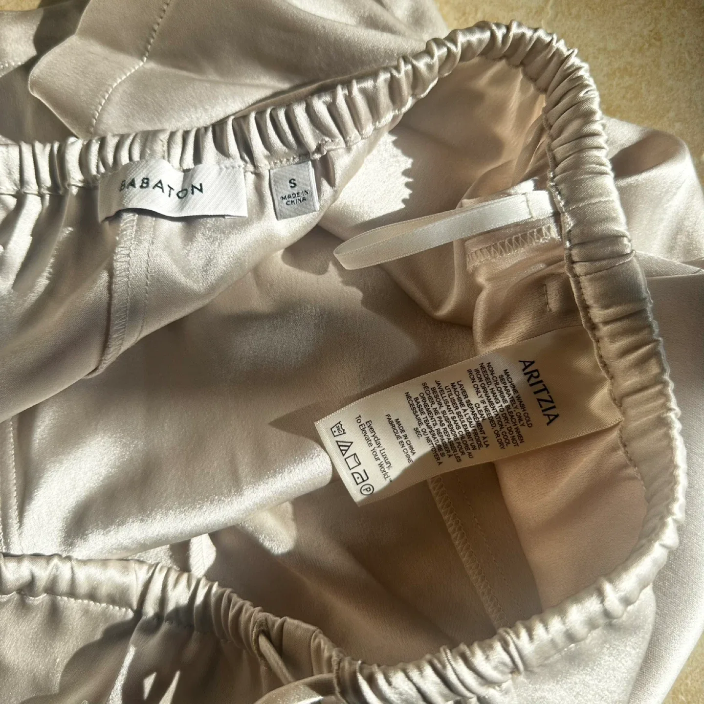 Aritzia Babaton Zeal Shorts - Size S image indicator(3)