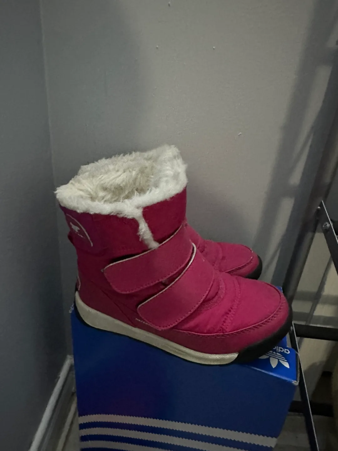 Kids Sorel Pink Winter Boots image indicator(2)