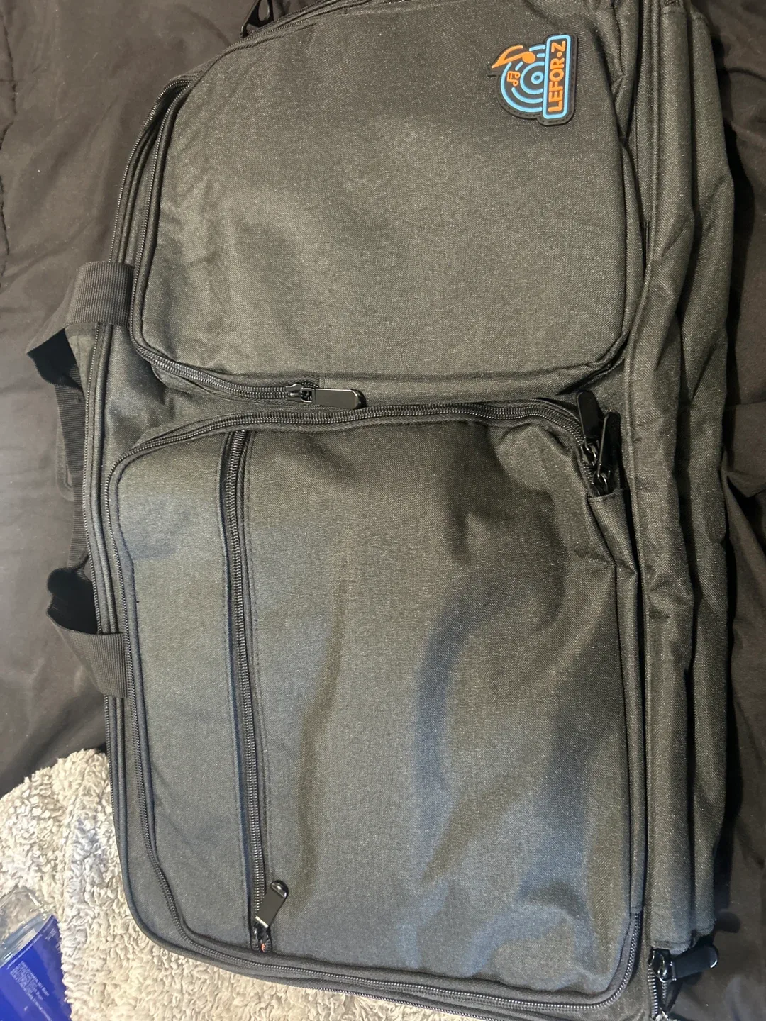 🥕 LEFOR·Z  brand Black Carrying Bag image indicator(3)