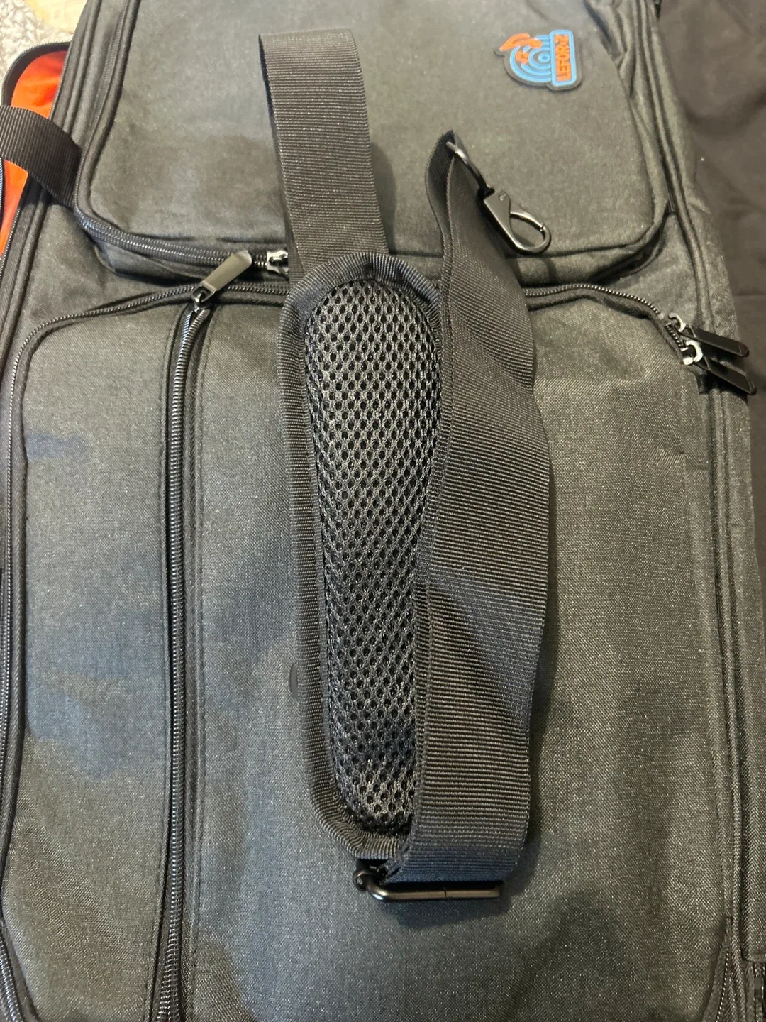 🥕 LEFOR·Z  brand Black Carrying Bag image indicator(8)