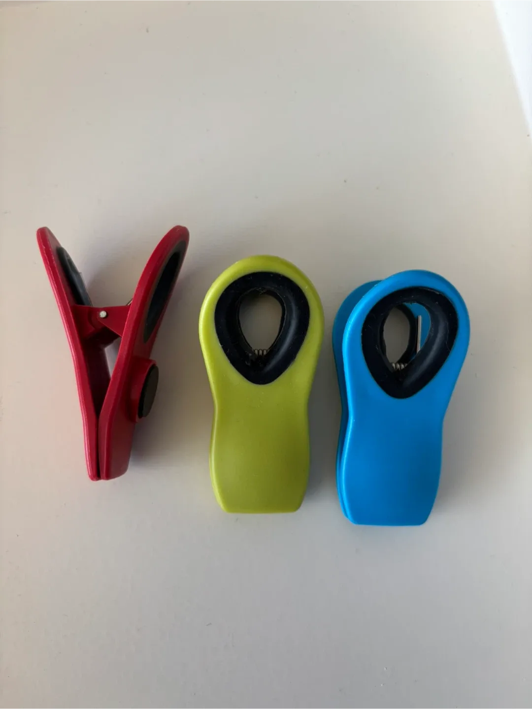 Magnetic Bag Clips - Set of 3 thumbnail