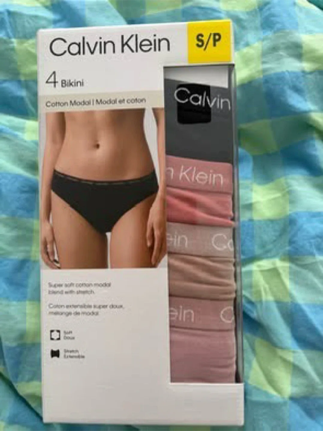 Calvin Klein underwater (New) (Small) thumbnail