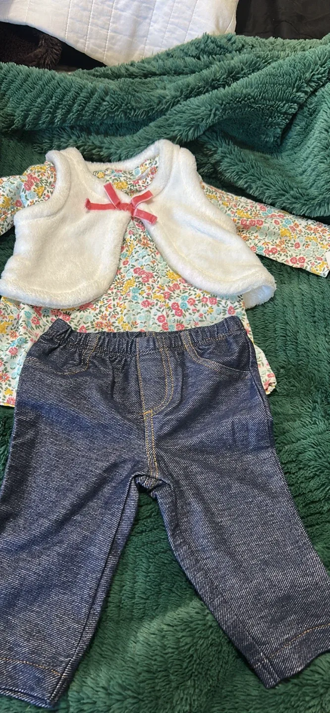 Baby Clothes Bundle - Various Brands & Sizes image indicator(5)