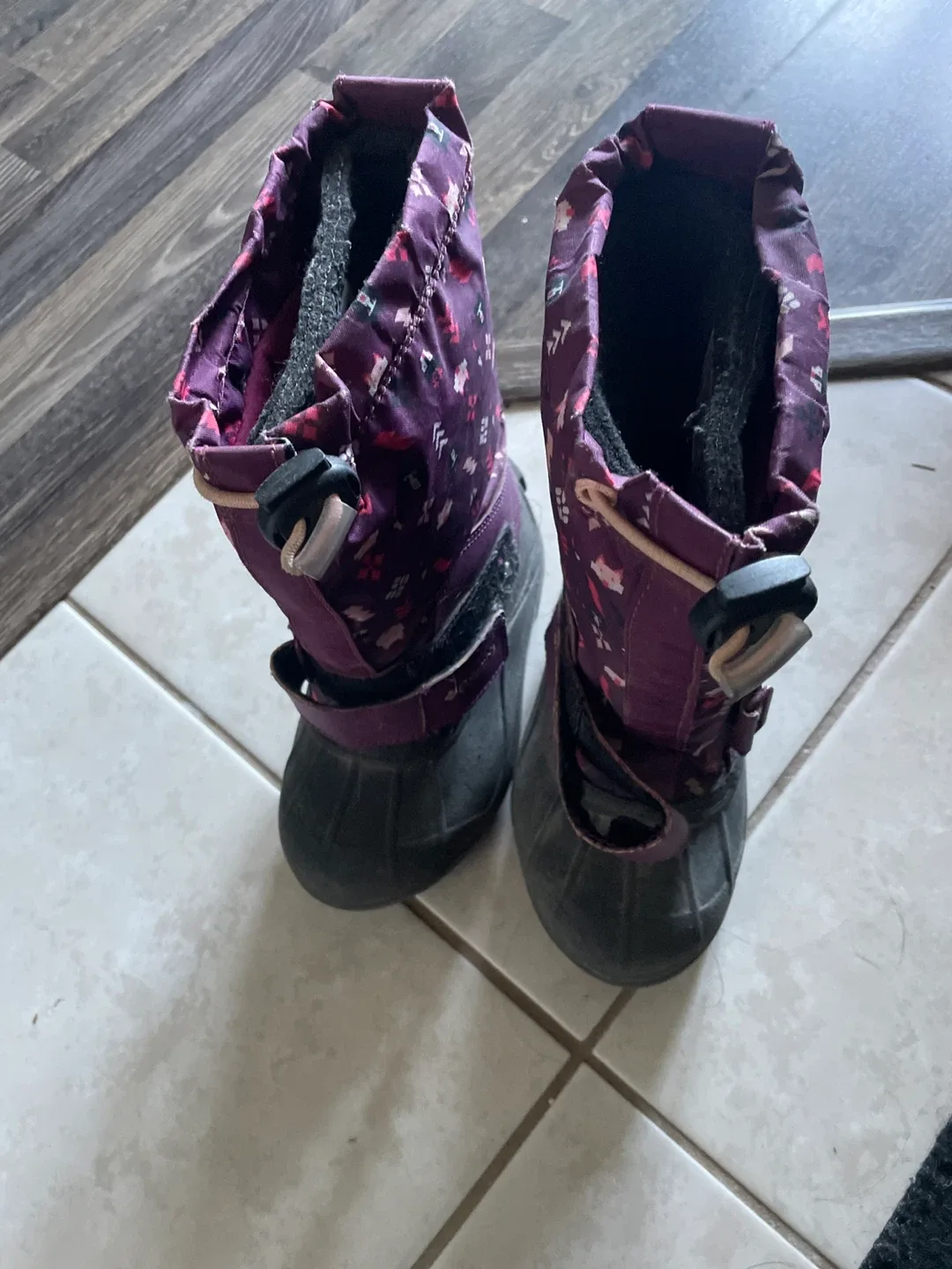 Columbia Purple Winter Boots image indicator(2)