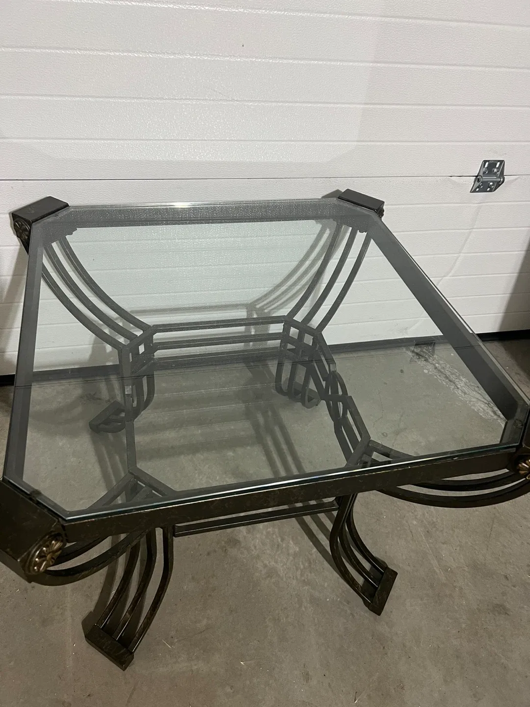 Glass Top Coffee Table - Metal Frame image indicator(6)