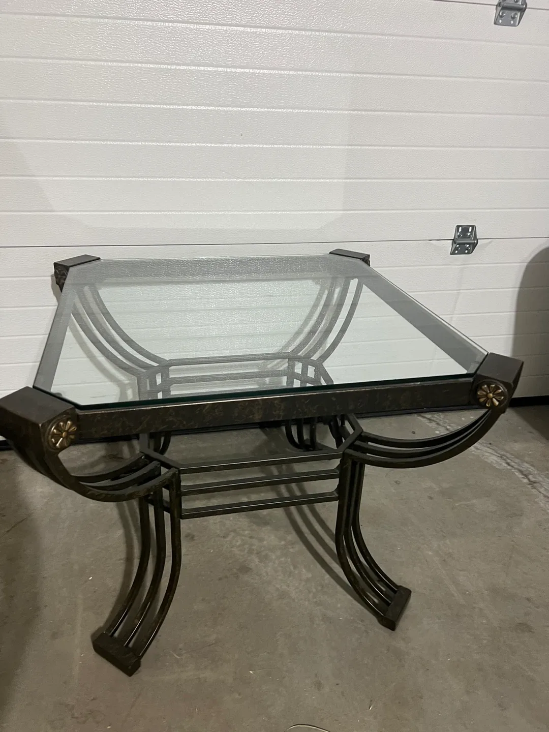 Glass Top Coffee Table - Metal Frame image indicator(3)