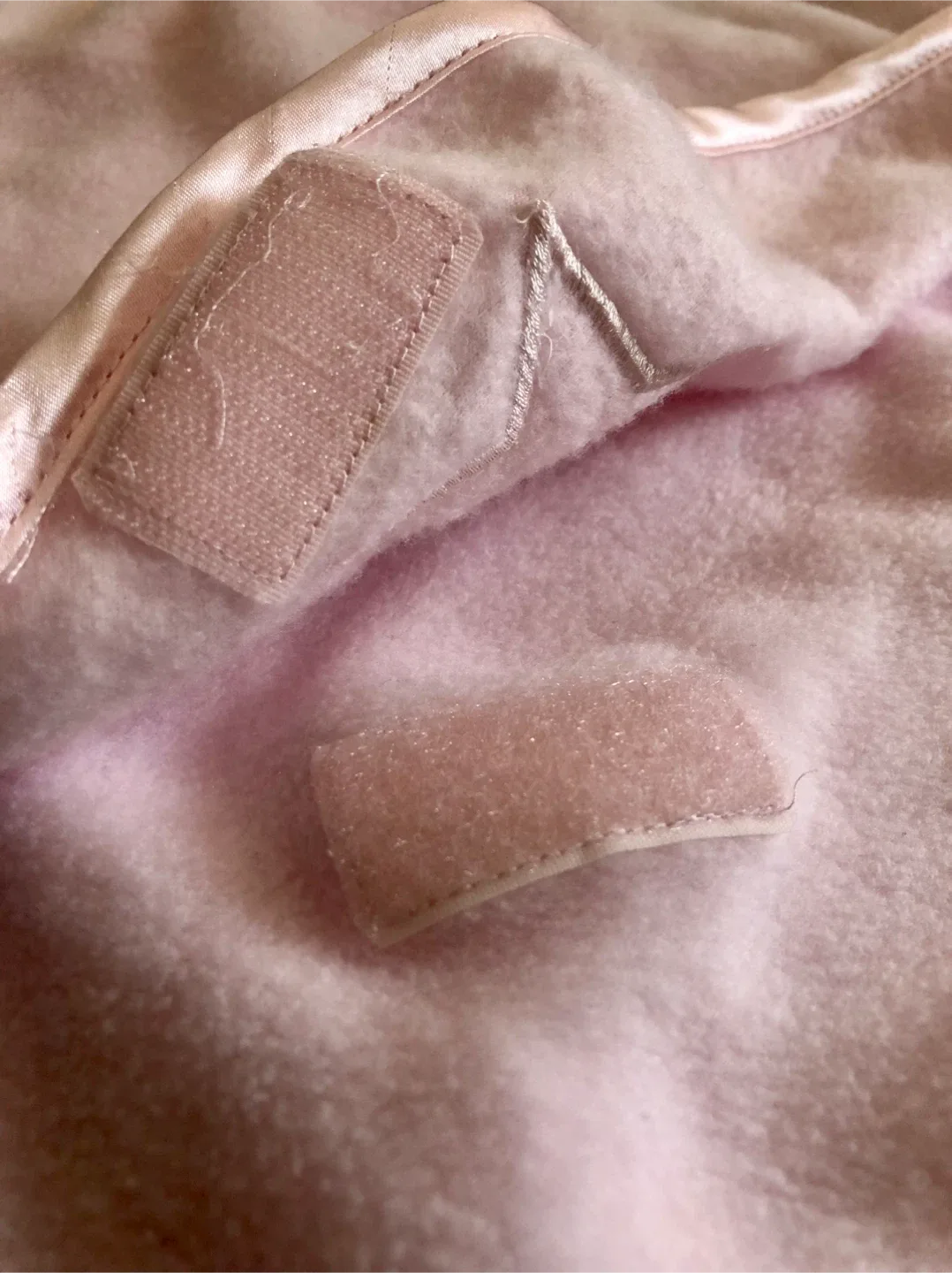 Huggles Pink Star Wrap Blanket 0-3M image indicator(4)