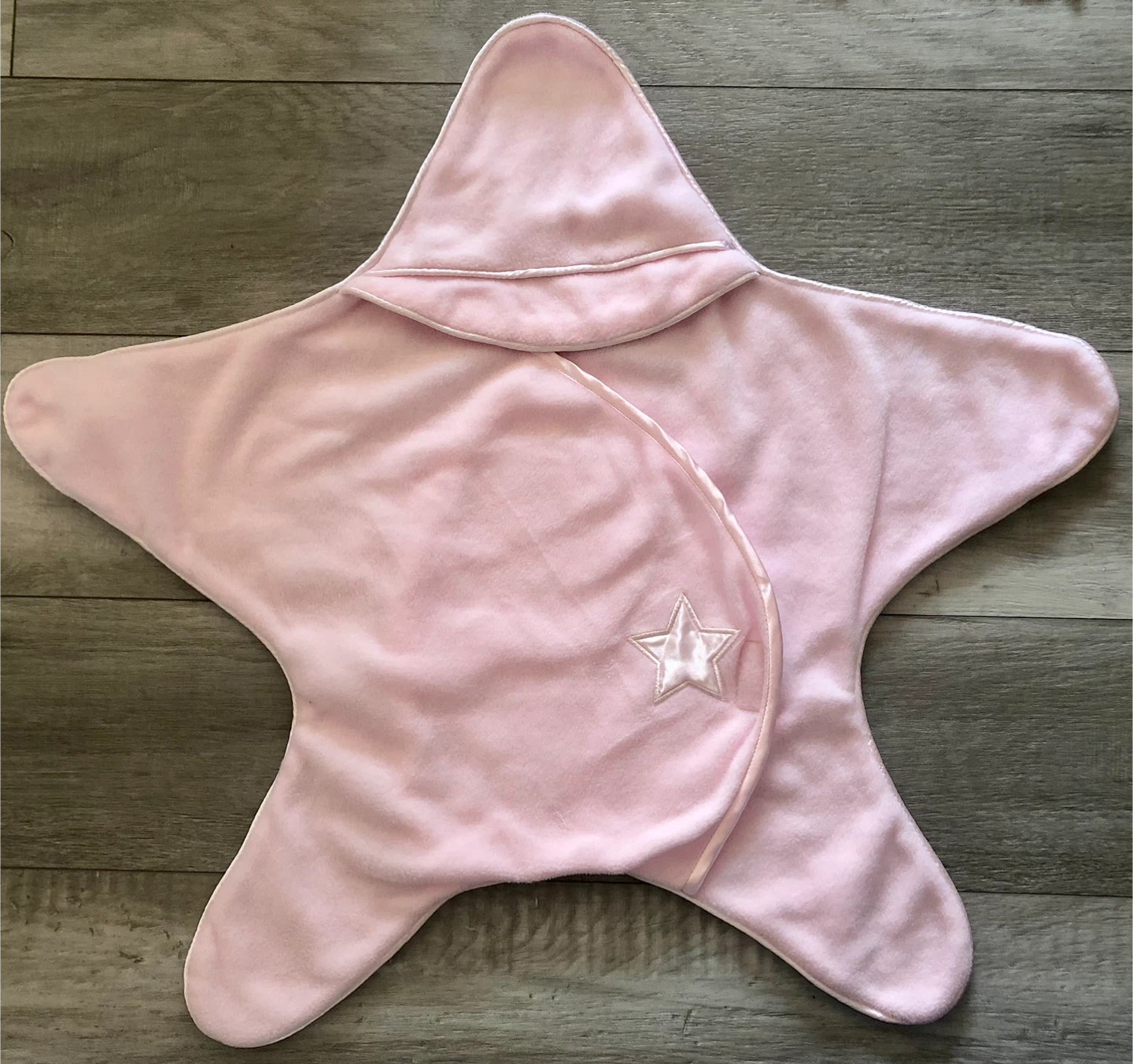 Huggles Pink Star Wrap Blanket 0-3M - photo 2