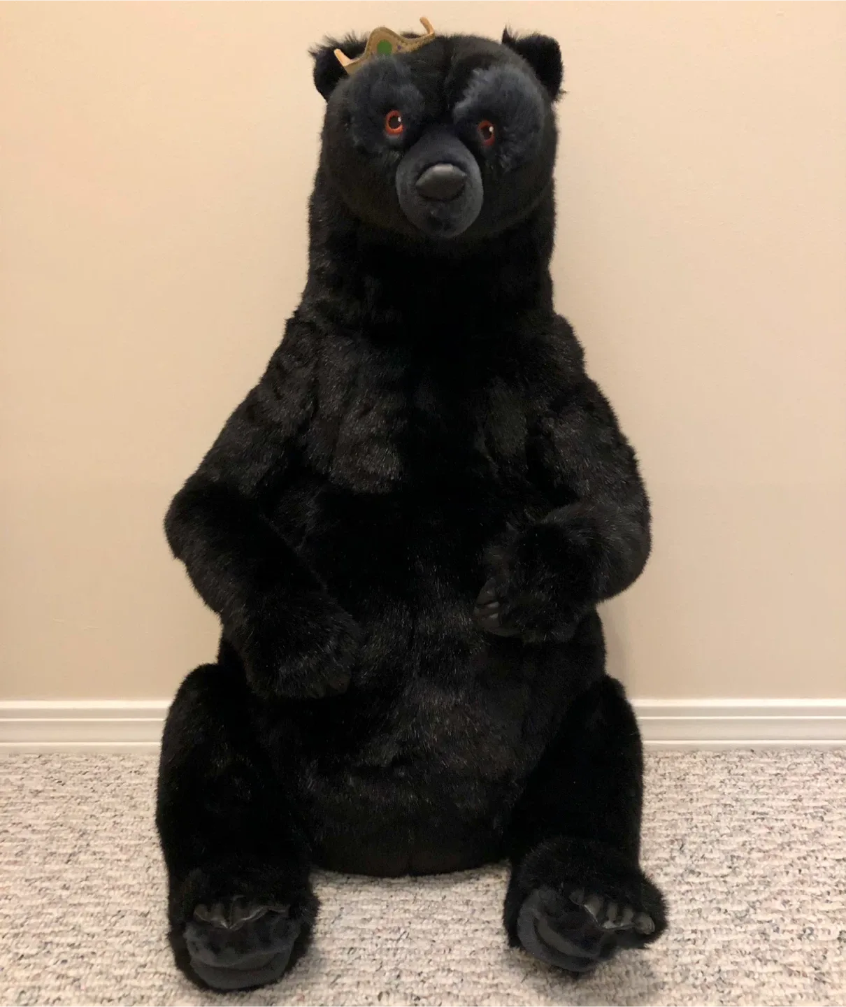 Disney’s Brave-Queen Elinor and Hamish image indicator(2)