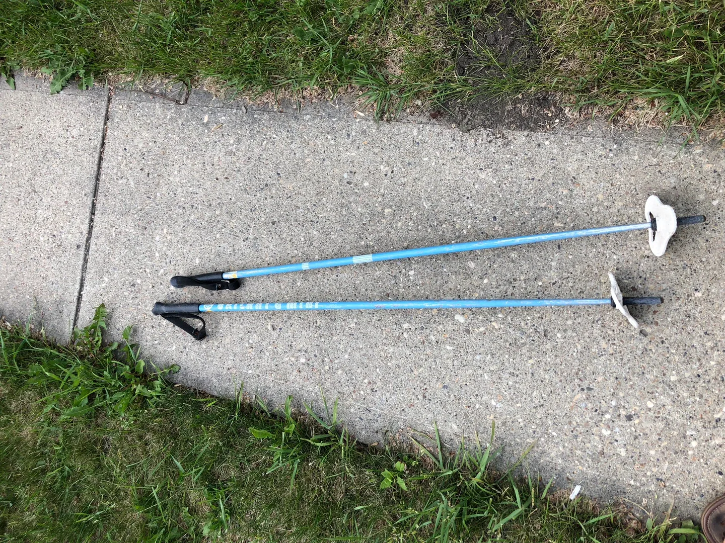 Kids Ski Poles. 43” long thumbnail