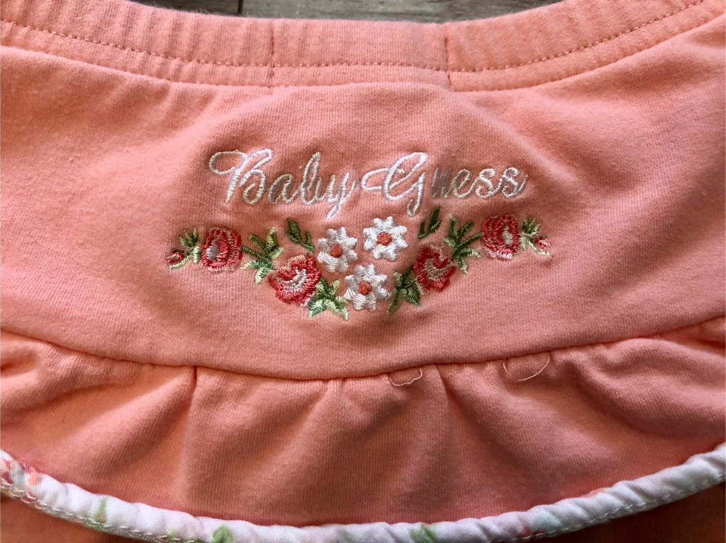 Baby Guess Outfit - Size 3/6 Months image indicator(5)