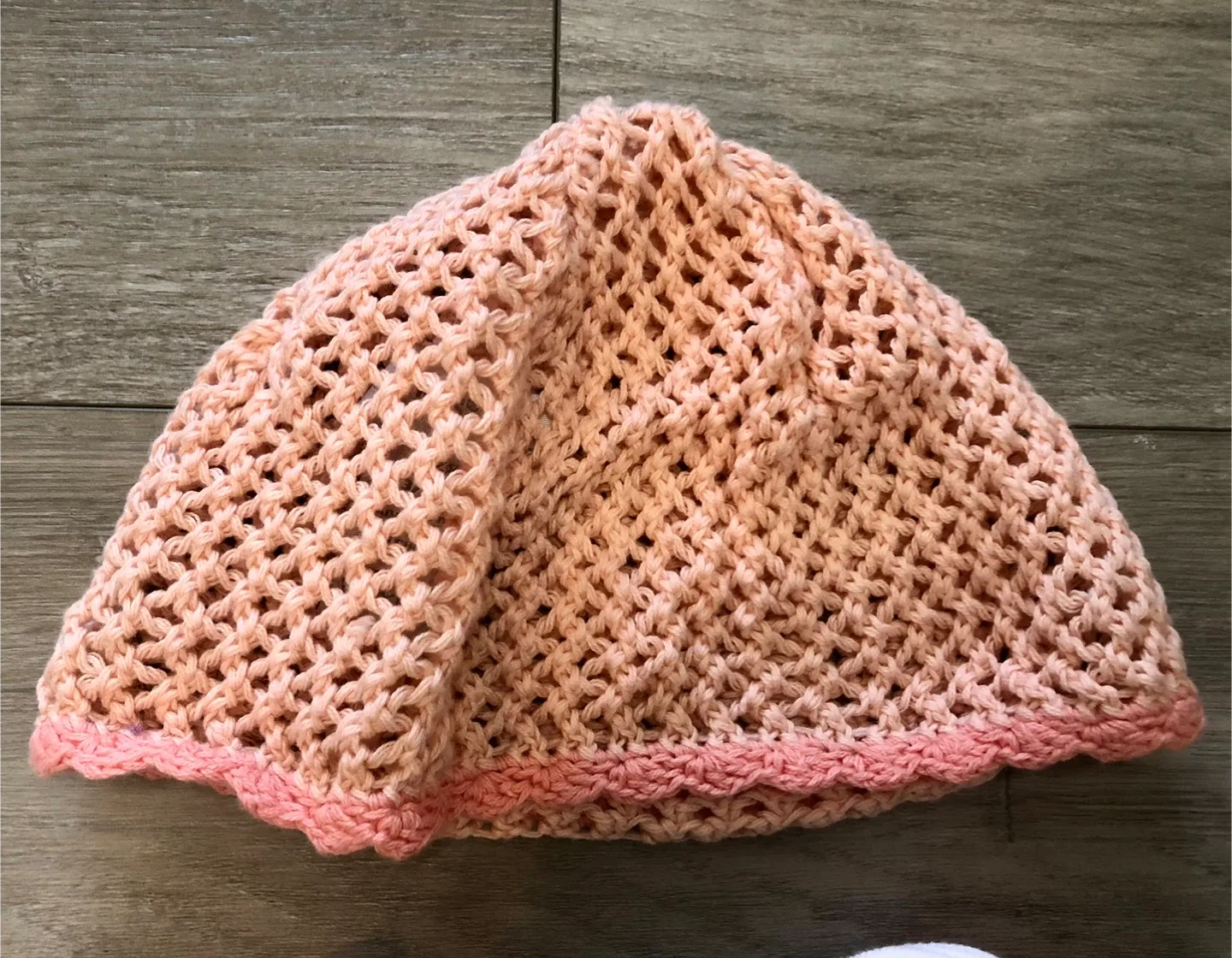 Baby Guess Outfit - Size 3/6 Months image indicator(7)