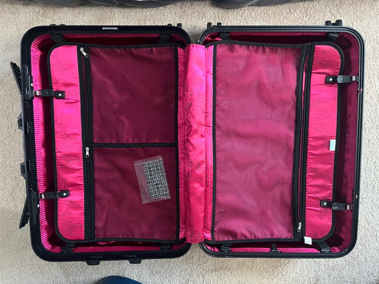 Luggage Suitcase thumbnail