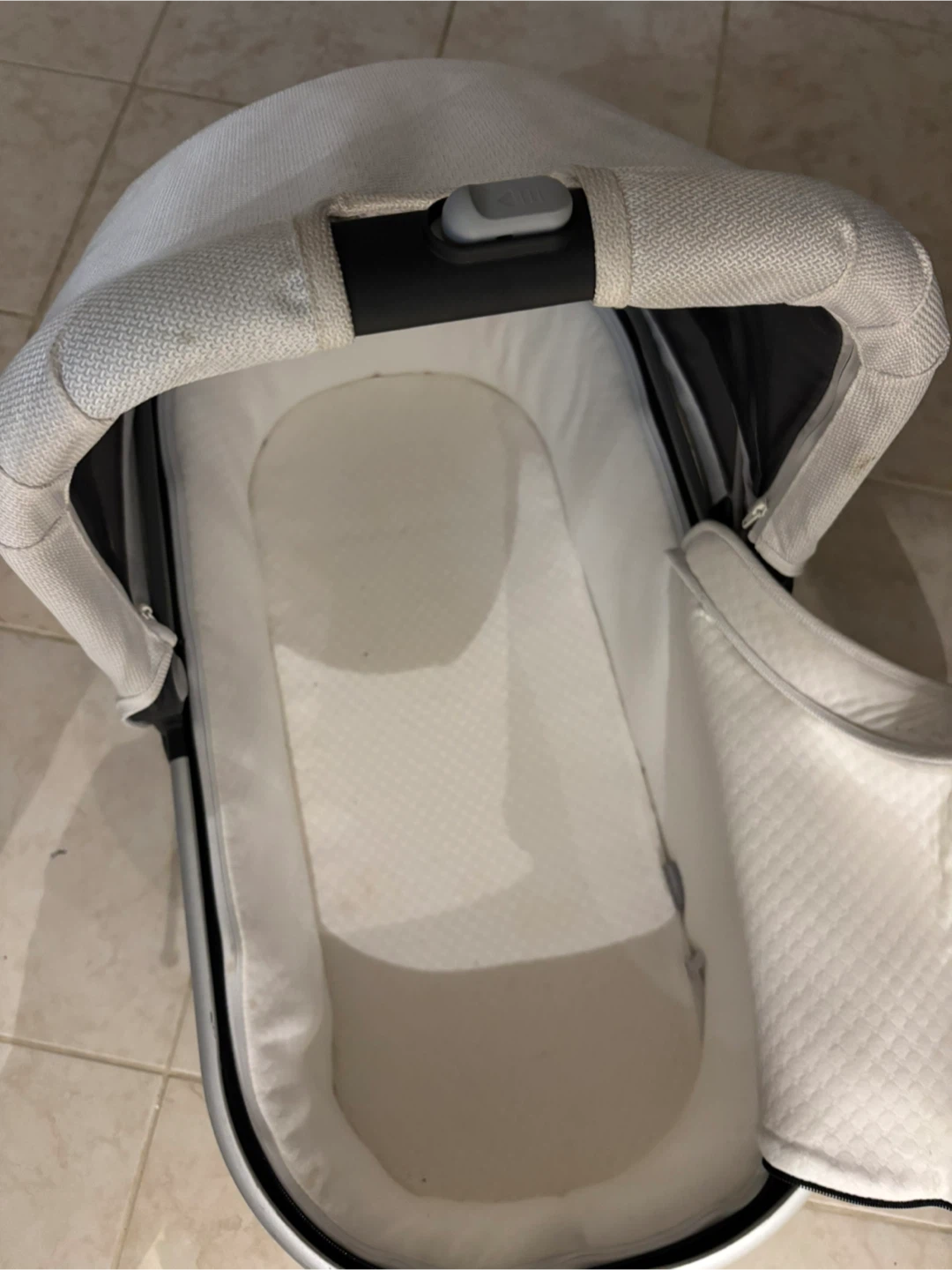 Uppababy Vista Bassinet Attachment - photo 2