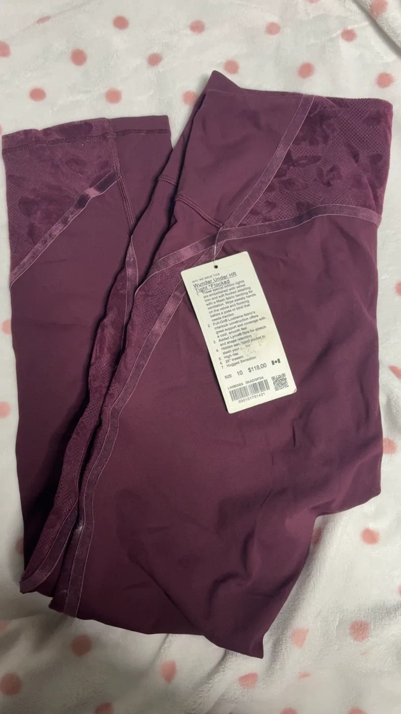 Lululemon Wunder Under HR Tight Flocked Size 10 image indicator(2)