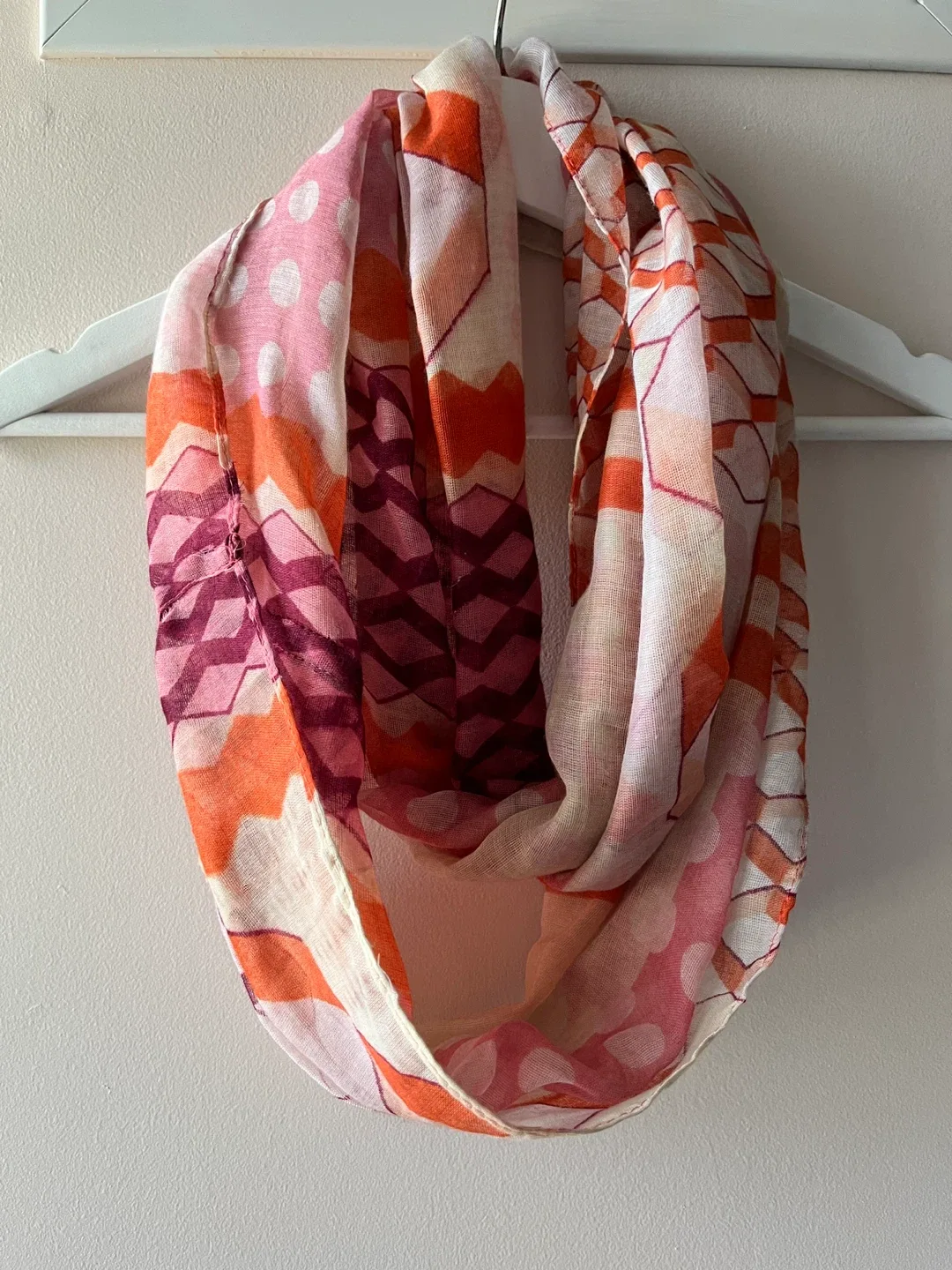 Bundle of 5 scarves for $5 thumbnail