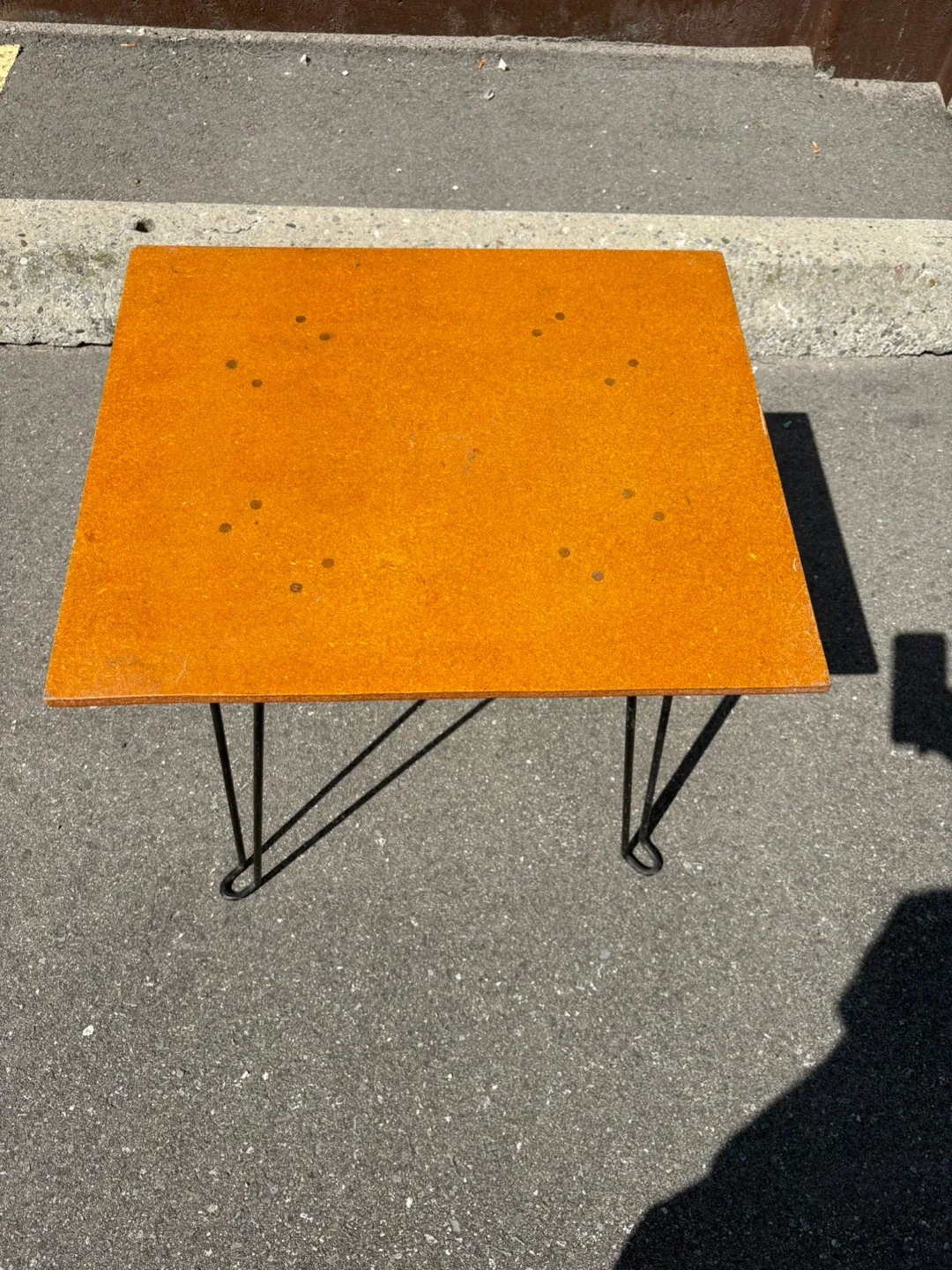 Small Square Table with Hairpin Legs image indicator(4)