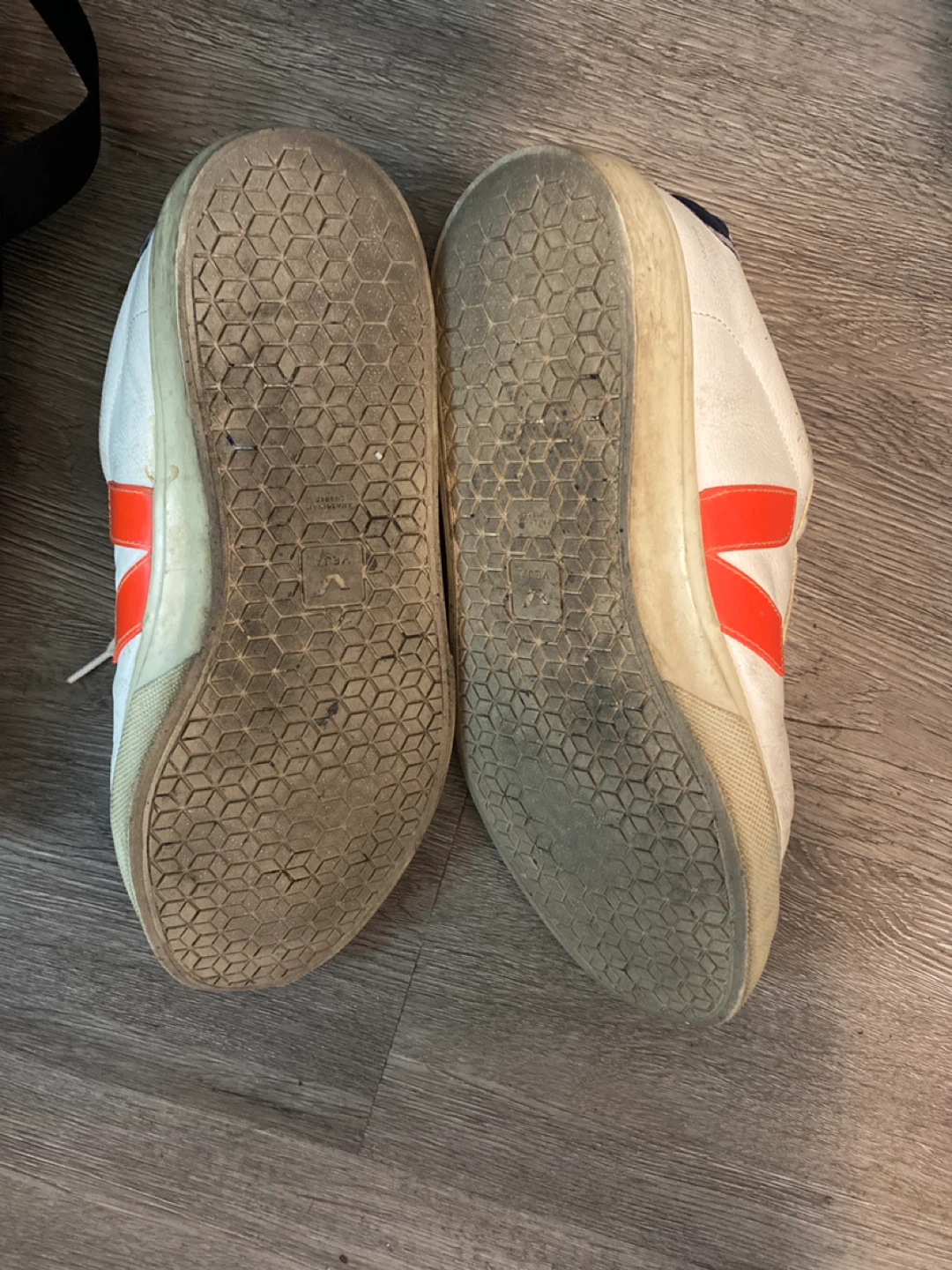 Veja Esplar Leather Sneakers - Size Unknown - photo 3