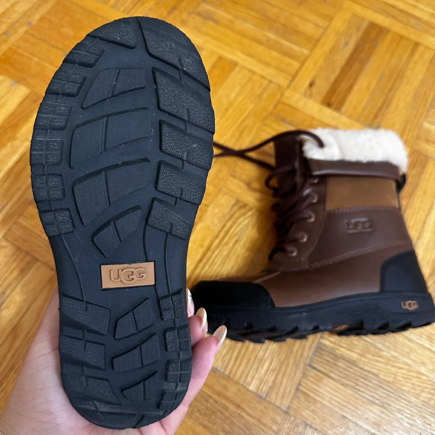 NEW Kids UGG Brown Leather Winter Boots K Butte II CWR image indicator(4)