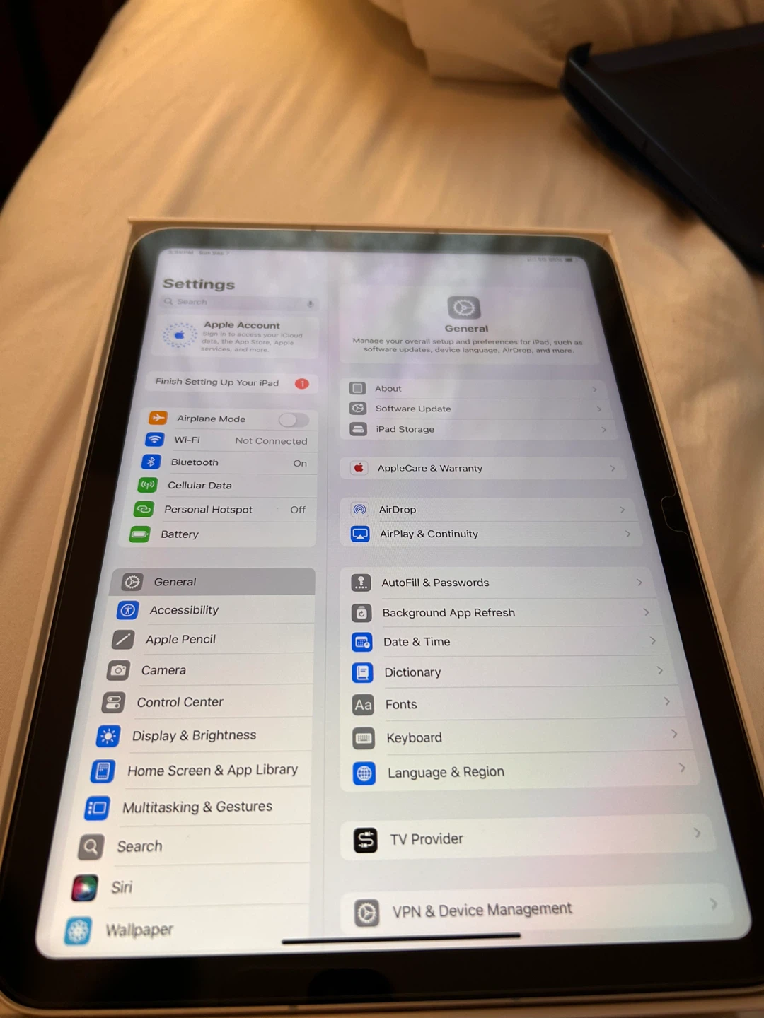 Brand new Apple iPad 10th gen in original packaging. - photo 3