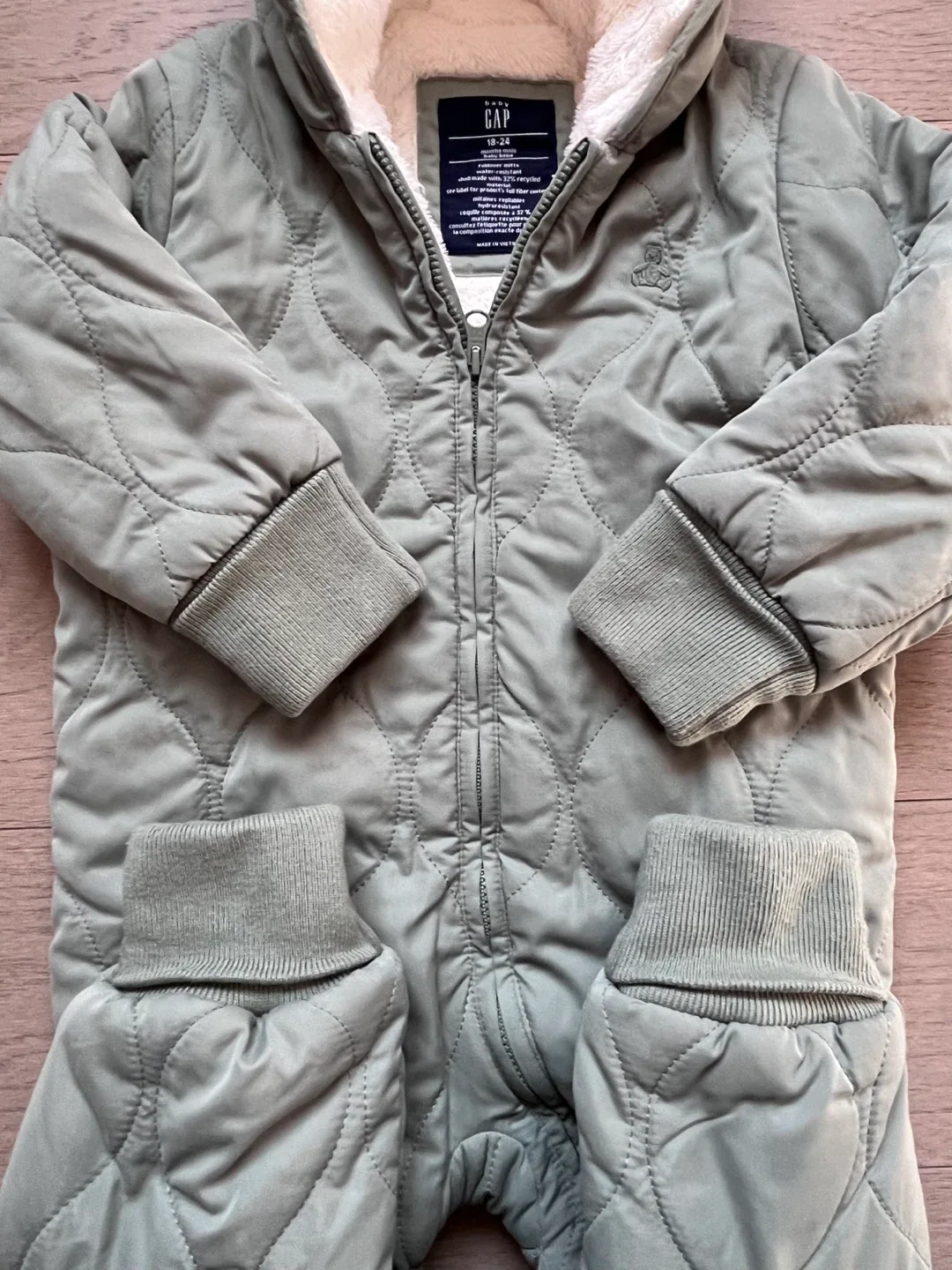 Baby GAP 18-24 Months Sherpa Bear One-Piece image indicator(3)