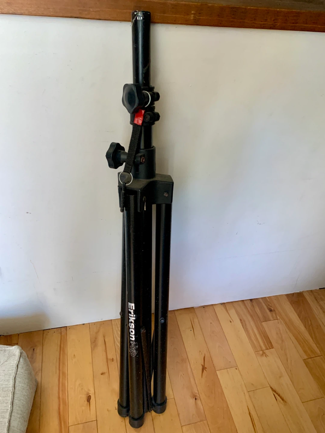 Yorkville NX25p powered PA speakers - photo 4