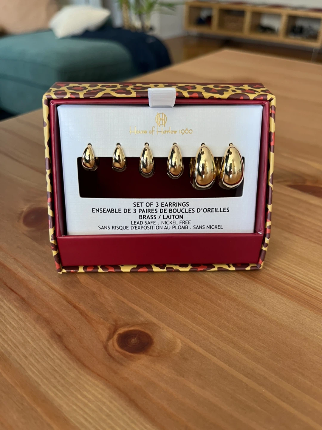 New Earring Set, Gold Tone House of Harlow 1960 - photo 4
