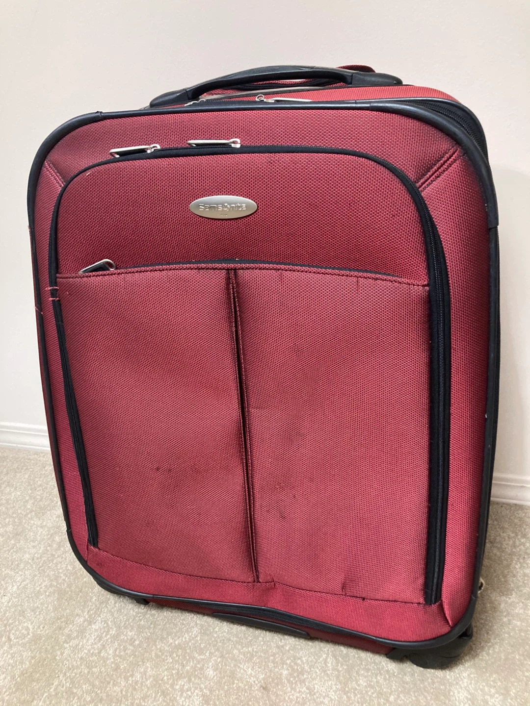 Expandible suitcase