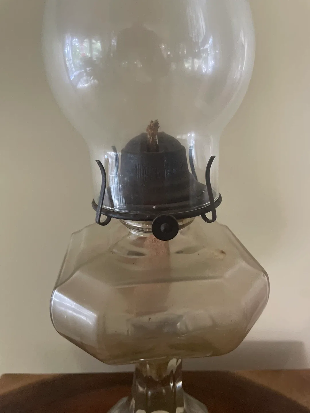 Vintage Glass Oil Lamp image indicator(2)