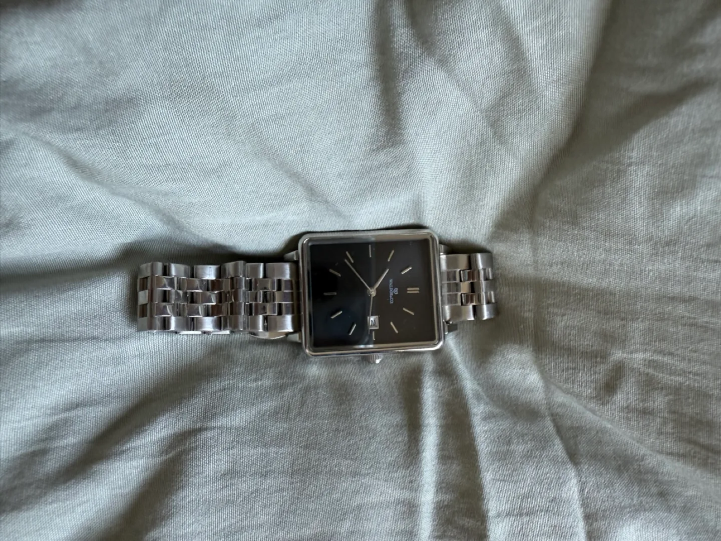 Women’s watch thumbnail