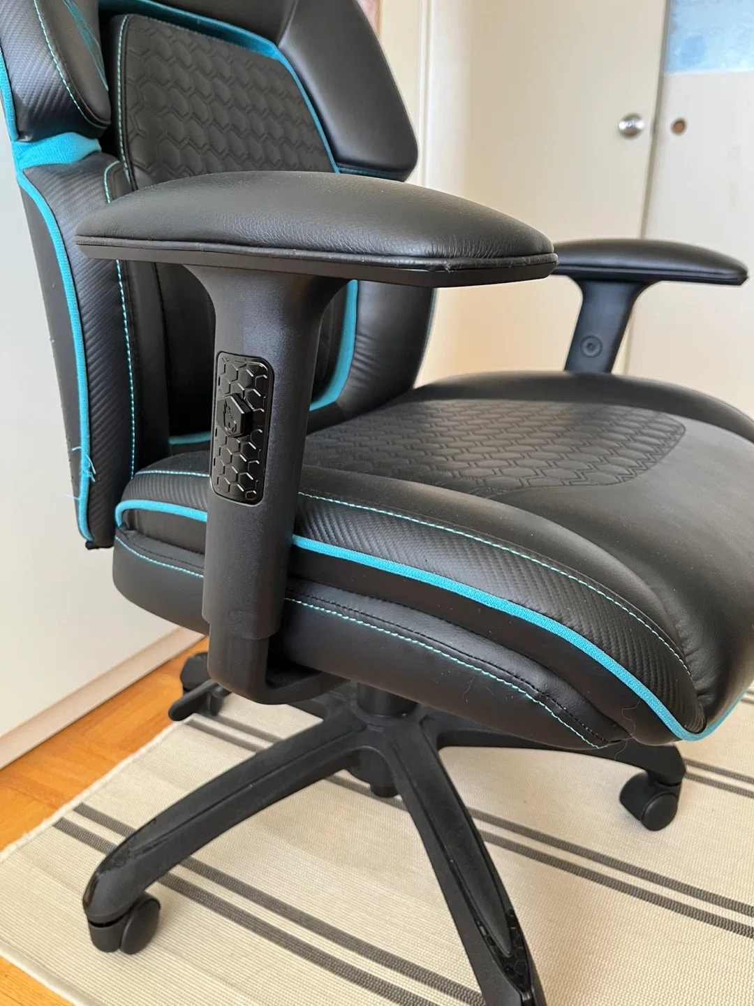 💯LIKE NEW ✅ Gaming chair 📌➡️ MUST HAVE image indicator(6)