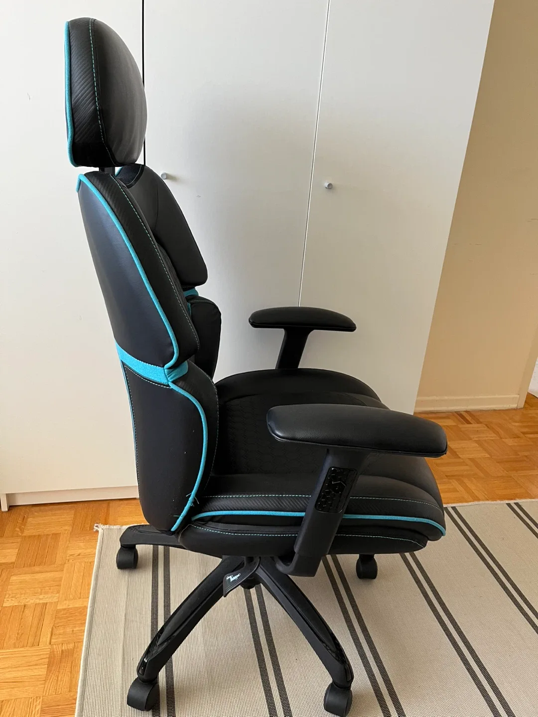 💯LIKE NEW ✅ Gaming chair 📌➡️ MUST HAVE image indicator(3)