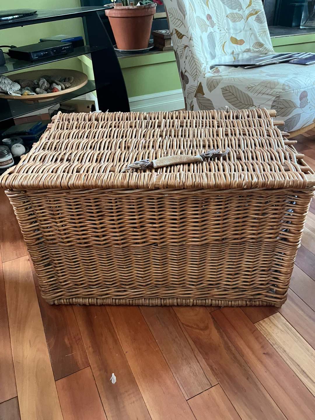 Wicker Storage Trunk/Picnic Basket