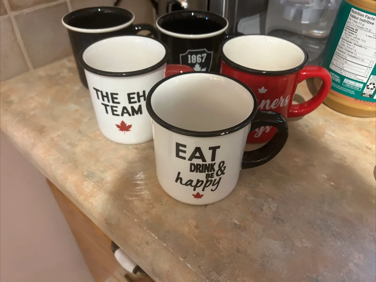 Set of 5 Canadian Theme Mugs thumbnail